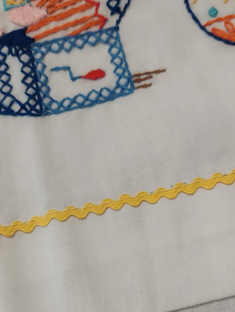 Playthings’ Crib Sheet Hand Embroidery from Bucilla Pattern  Vintage Clown Toys